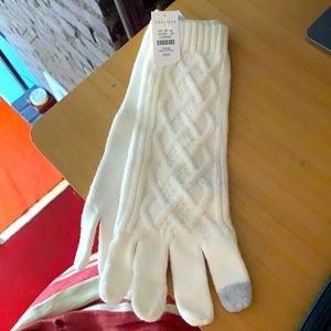 White Woven Talbots texting winter gloves